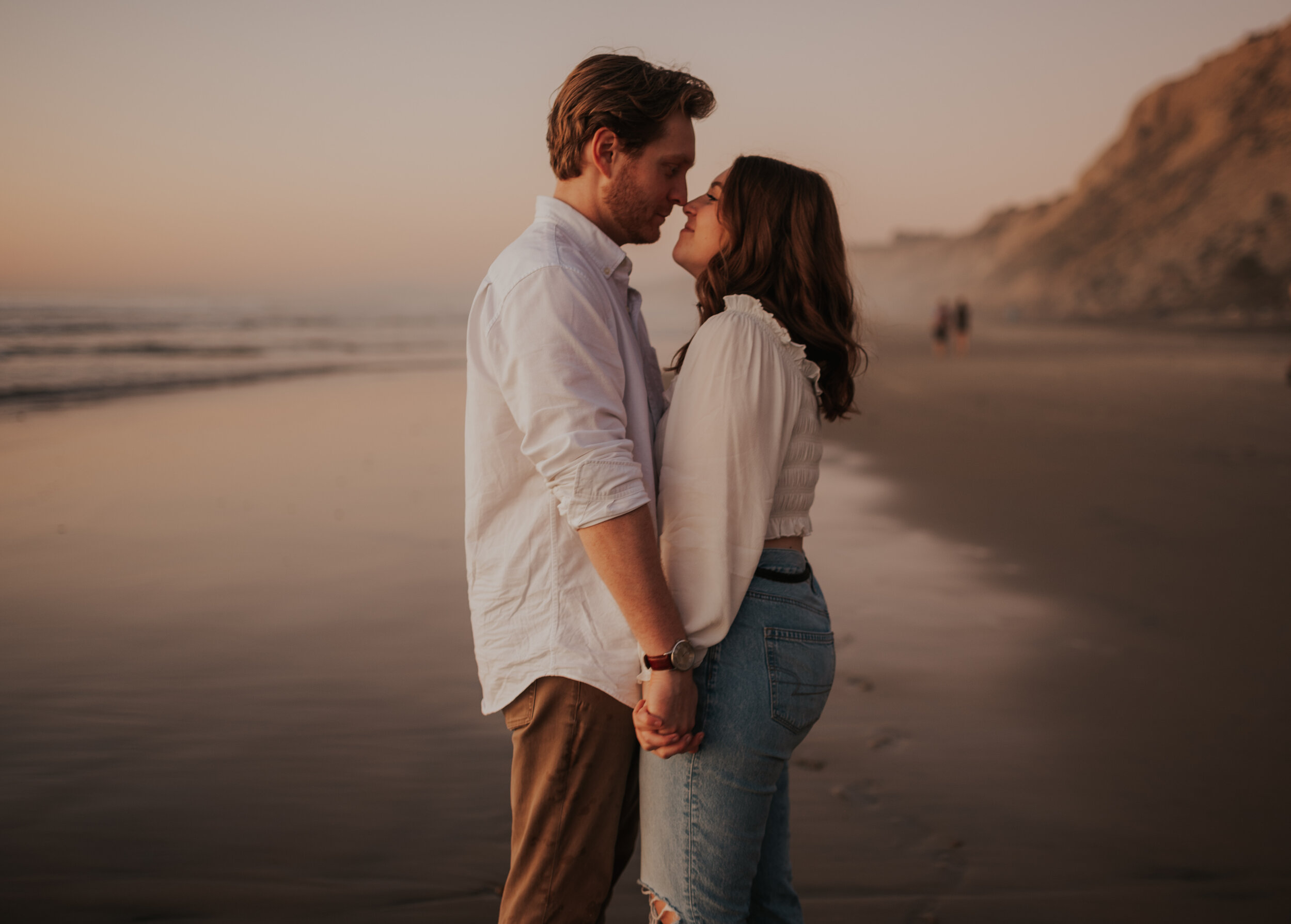 Torrey Pines Beach Golden Hour Couples Shoot // San Diego, CA // Georgia + Nate