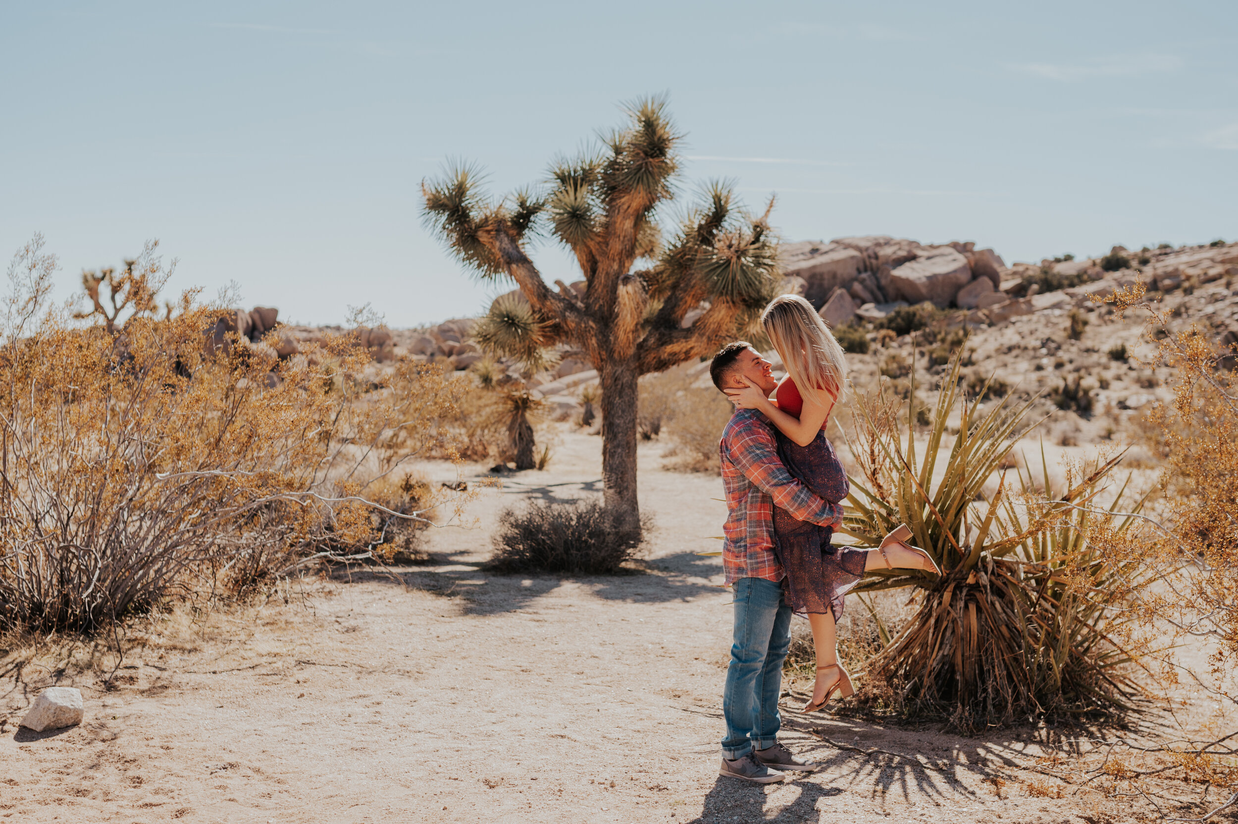 Joshua Tree Couples Session // Joshua Tree, CA // Sarah + Pat