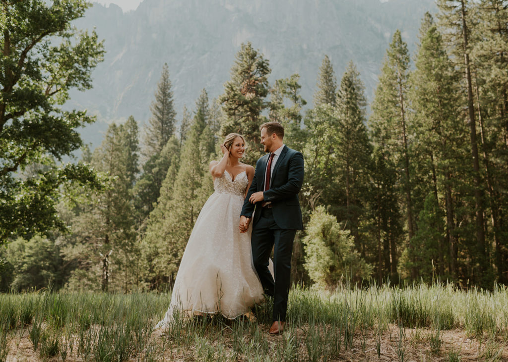 A couple during their destination wedding in Yosemite.